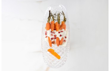 Carottes rôties crème de grenade et boutargue