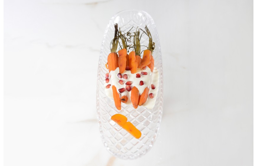 Carottes rôties crème de grenade et boutargue